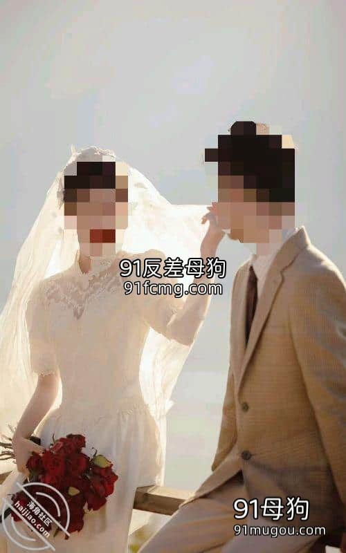 海角社区小叔乱伦强上酒后新婚的反差婊嫂子-1